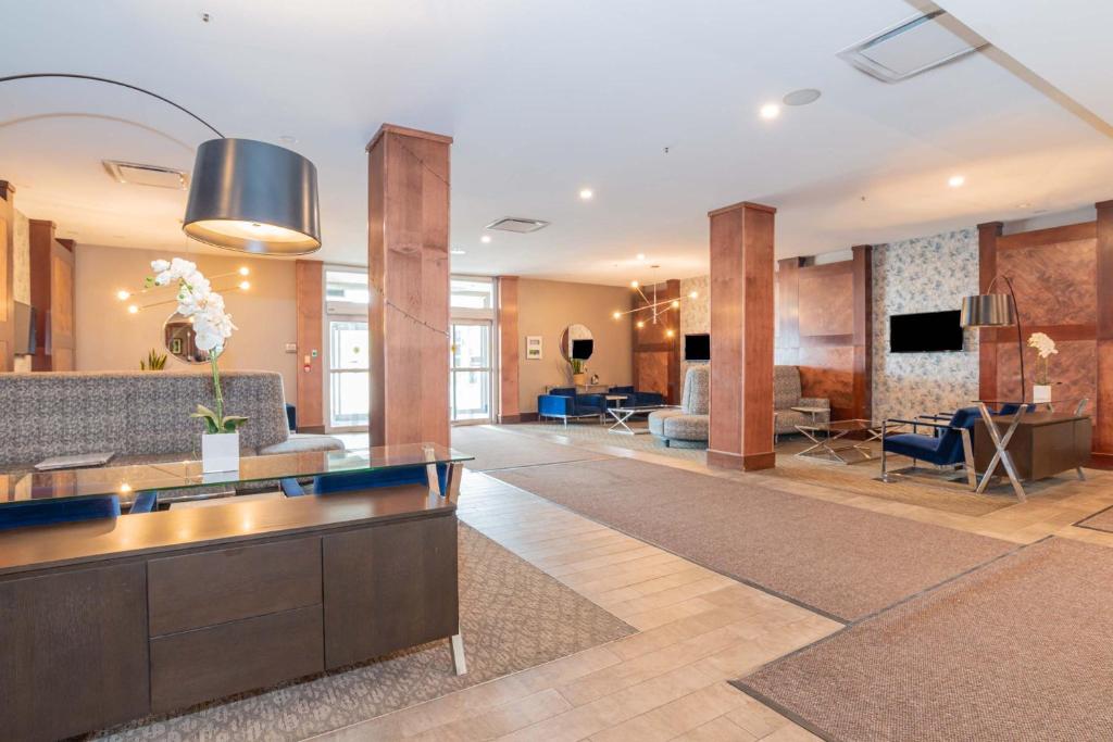 Sandman Hotel Edmonton West photo 3