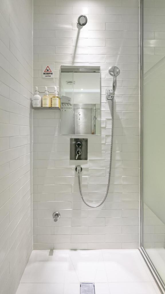 Hotel Schweizer Dorf Cheonan Room Type - Standard Twin Room