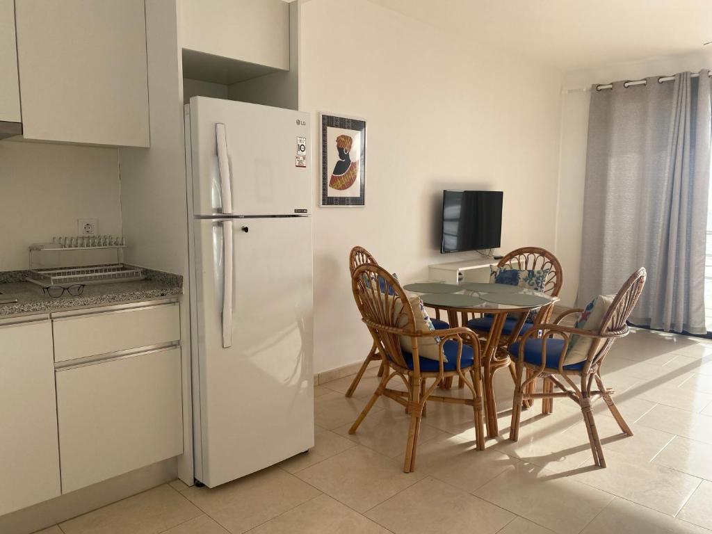 Aparthotel Praia Baixo photo 4