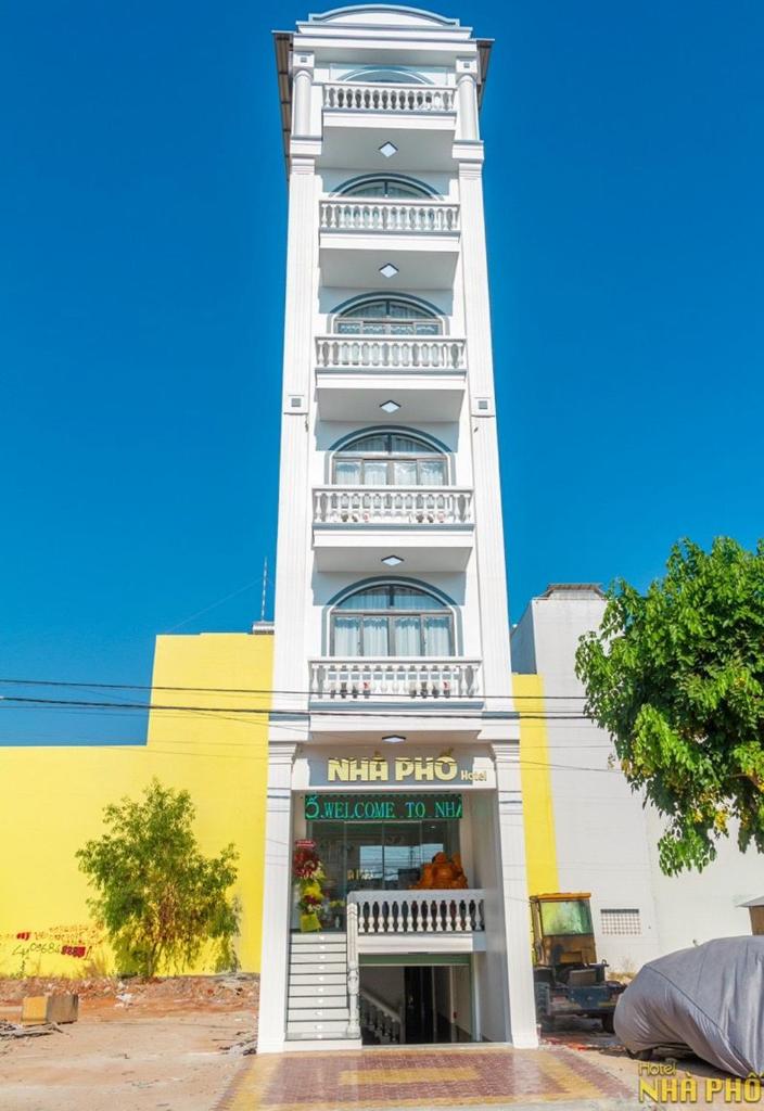 Khách Sạn Nhà Đất