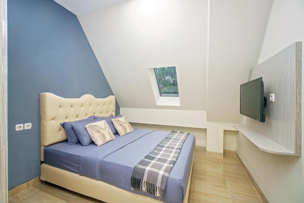 Habitat@Gandaria Room Type - Deluxe Double Room