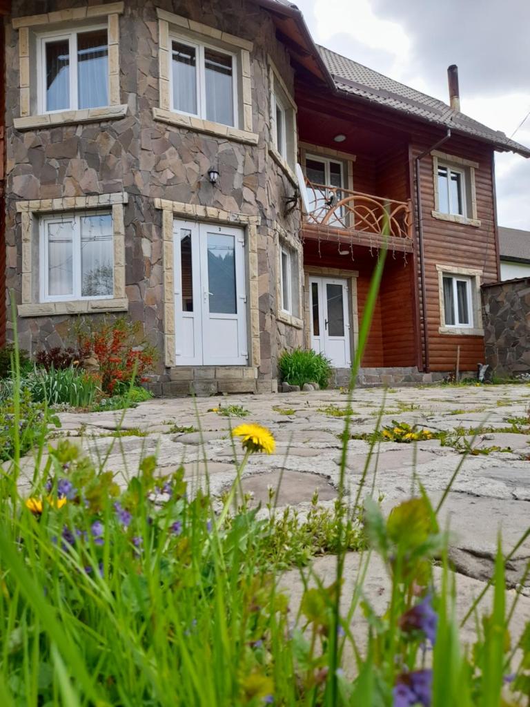 Cottage Zhelikhovskykh photo 3