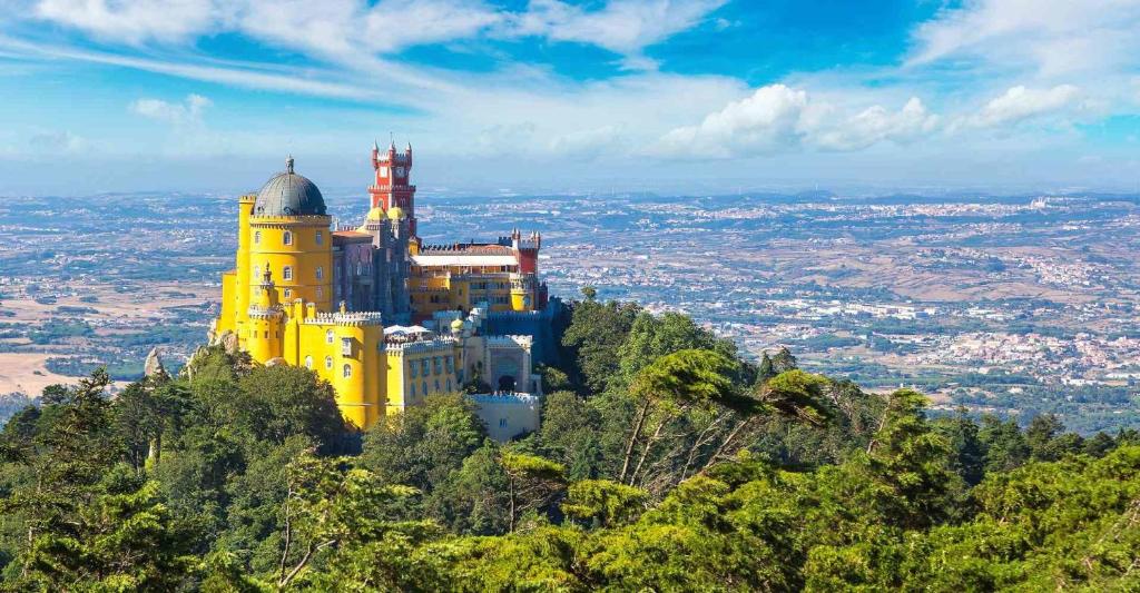 April Square by Lisbon with Sintra photo 2