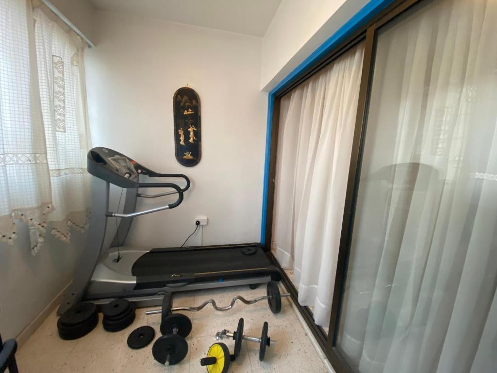 Comfortable 2BR Apartment & Office & Fitness Room photo 2