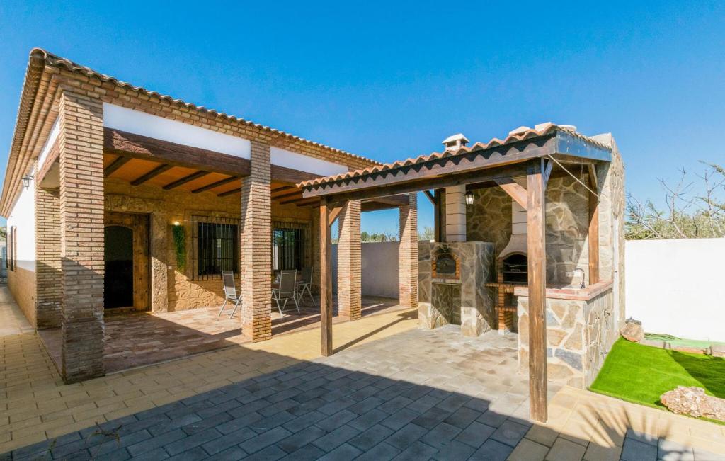 2 Bedroom Gorgeous Home In Casariche photo 3