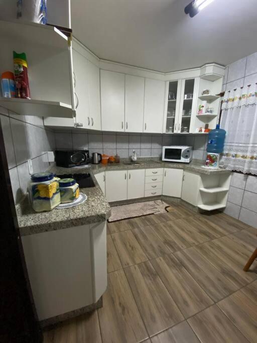 Apartamento no Centro próximo a Mercado, Farmácia e Padaria photo 3