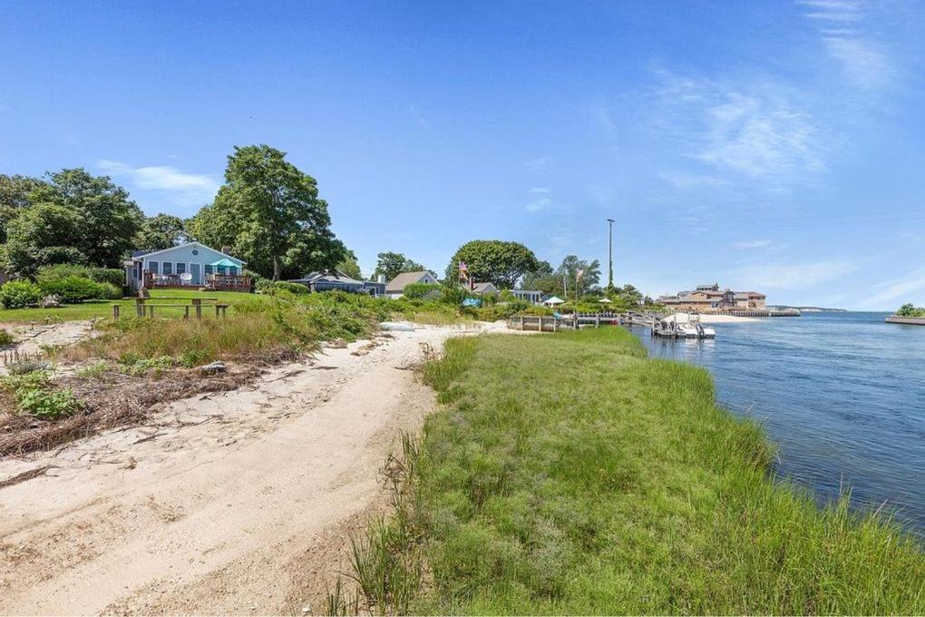 Summer Rental House with Private Beach and 30ft Boat Dock photo 3