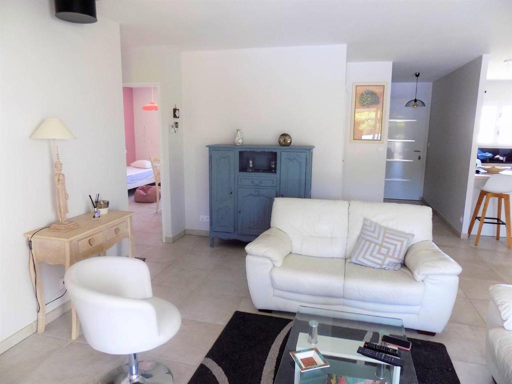 Meschers - MAISON RECENTE avec PISCINE PRIVATIVE dans un quartier très calme photo 4