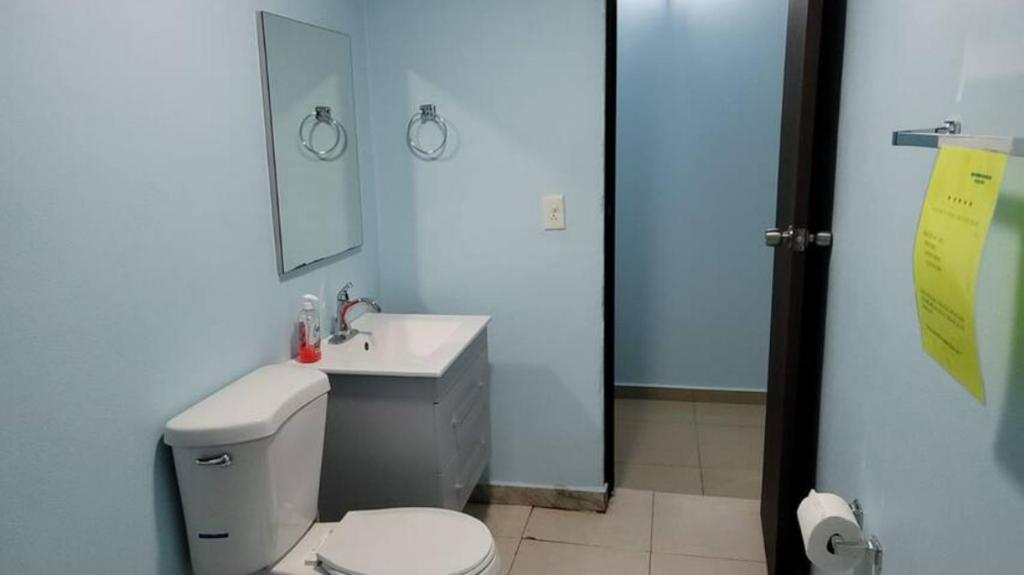 Remodeled & Very Cozy sleeps 12 near Casa Bacardi, Center Unit photo 2