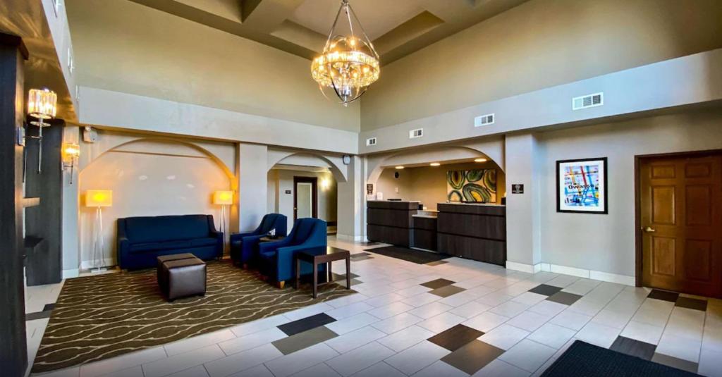 Comfort Inn Owasso – Tulsa photo 2