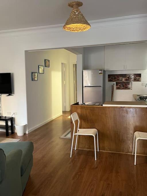 KING size in 2 BDR apartment near Mall Of Egypt photo 4