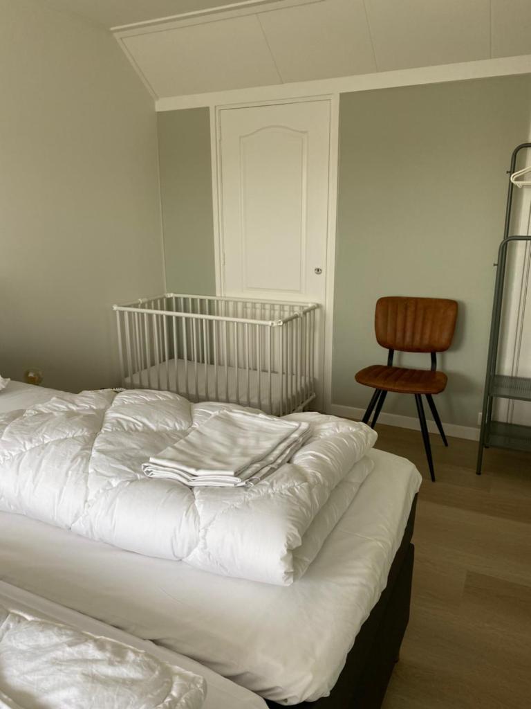 Nieuw! Viruly32holiday voor 2 personen en 1 baby. photo 3