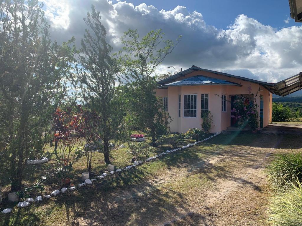 Linda Vista Cabins photo 4