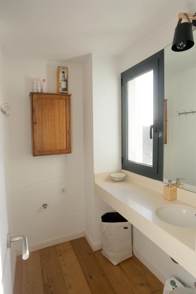 Casa moderna y confortable en el corazón del Empordà photo 4
