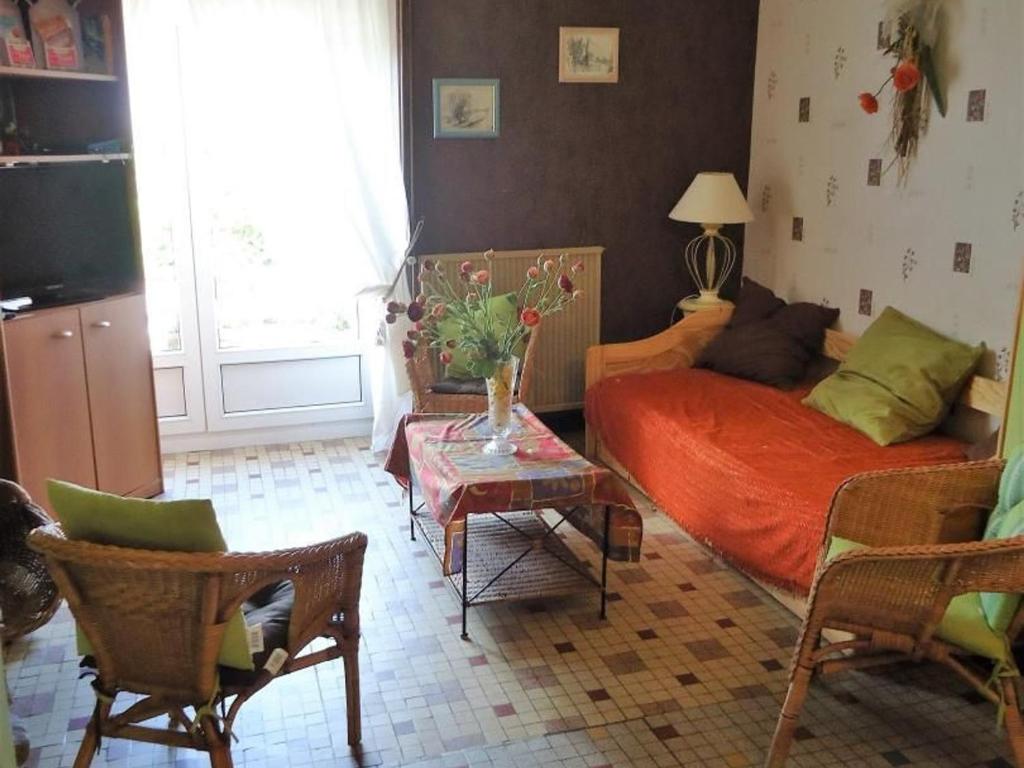 Gîte Bais, 4 pièces, 7 personnes - FR-1-600-19 photo 4