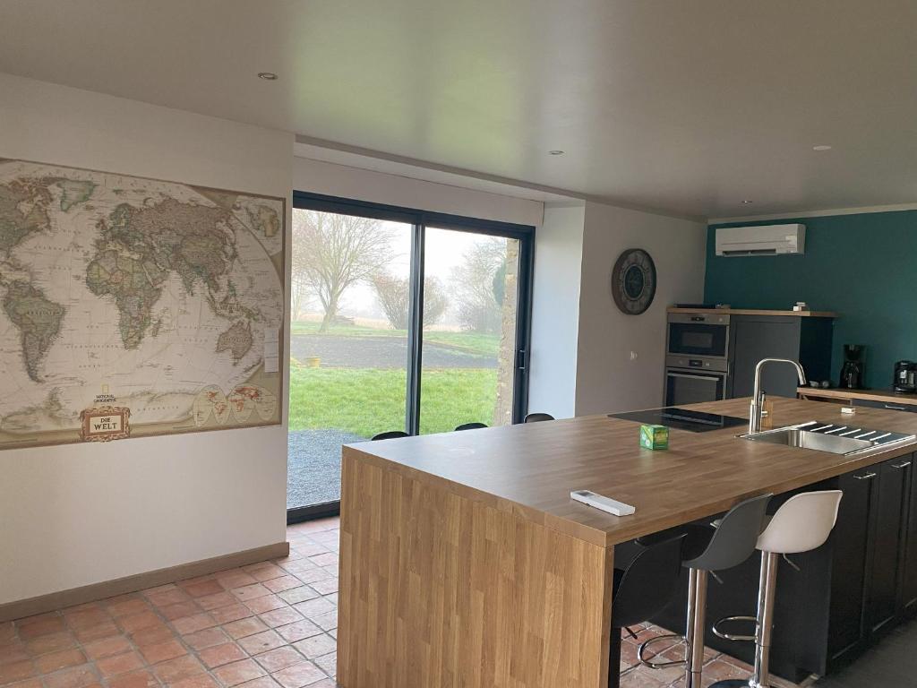 Gîte Joué-en-Charnie, 4 pièces, 10 personnes - FR-1-410-433 photo 3