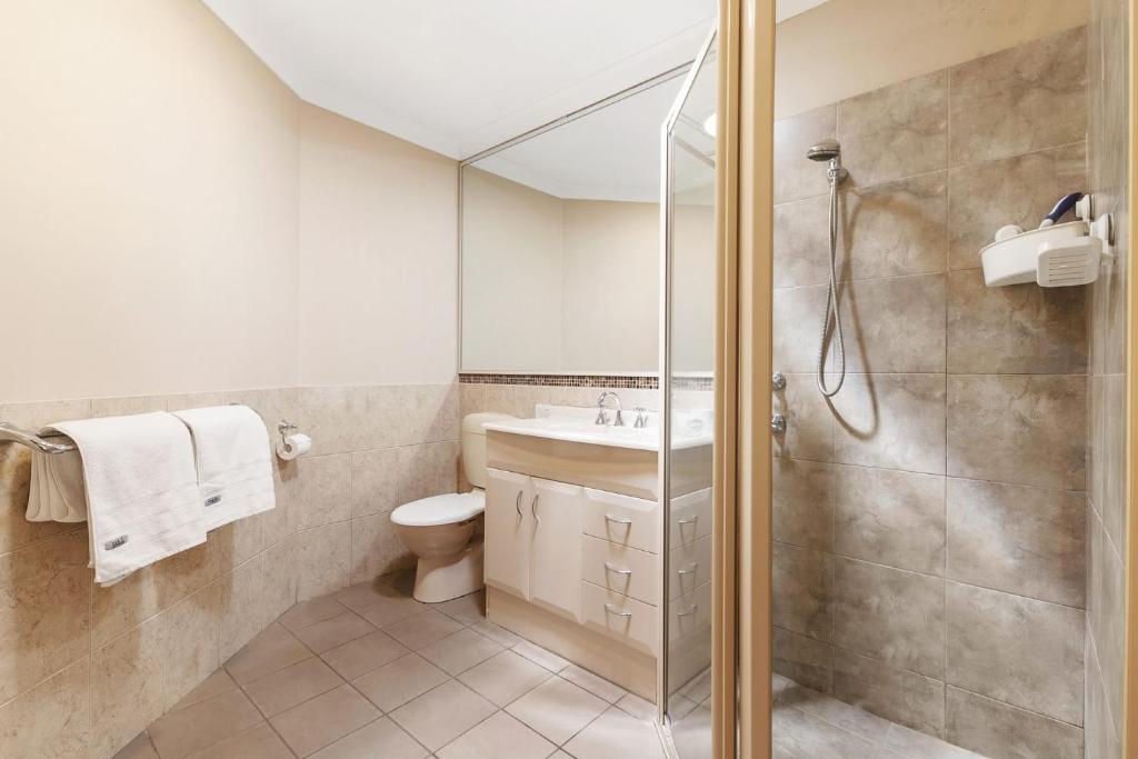 Swan River Applecross Heathcote Park 1BR Villa - Tap to explore photos