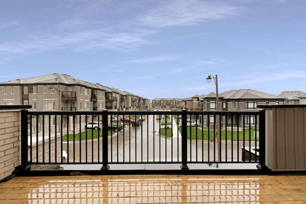 Tulip Smartments Brampton-Spacious 4 Bedroom Near Airport