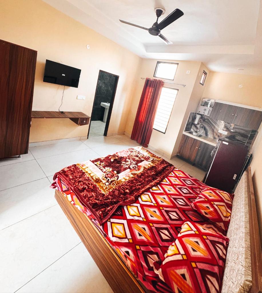 SP VILLA -- LPU Law Gate -- Near Jhally Hair Craze Salon & Tattoo photo 2