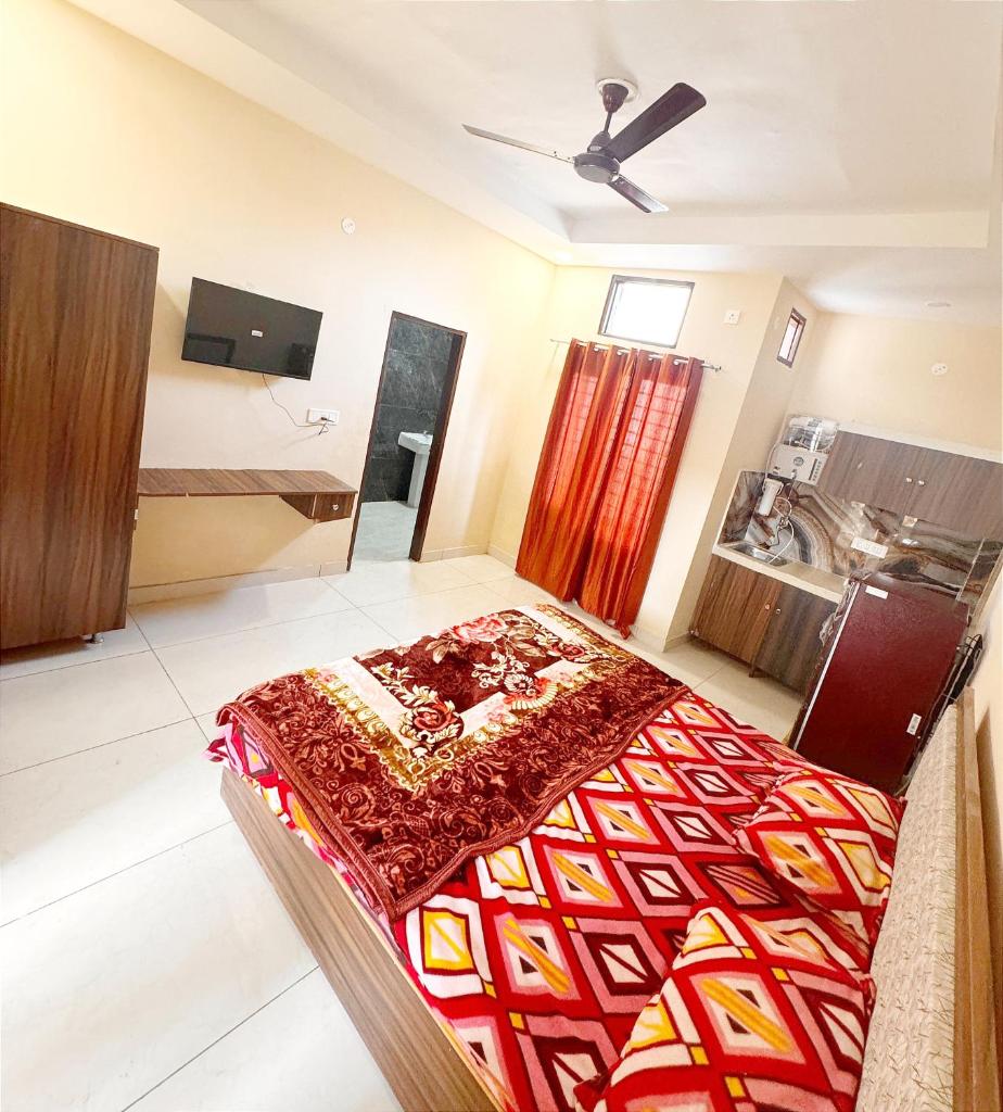 SP VILLA -- LPU Law Gate -- Near Jhally Hair Craze Salon & Tattoo photo 3