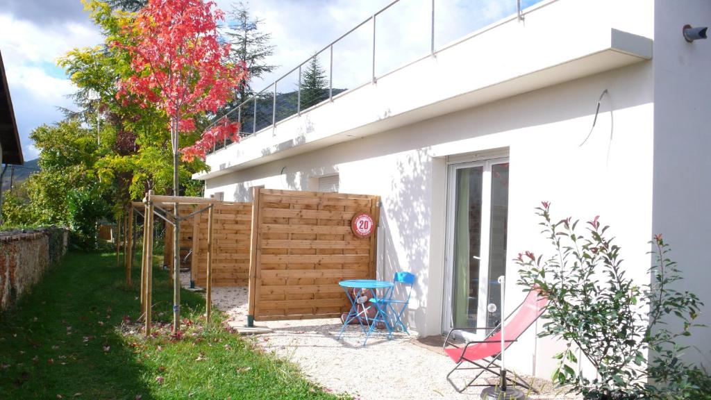 Studio 4 Vercors - Terrasse et parking Privé photo 2