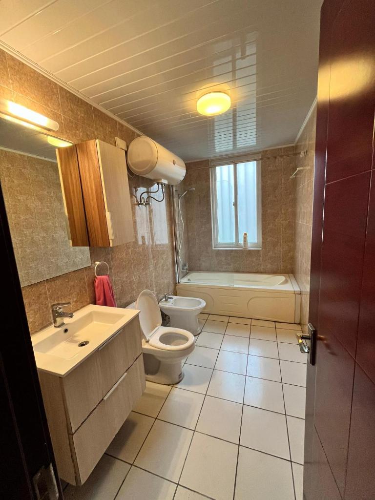 APARTMENTO LUMINOSO