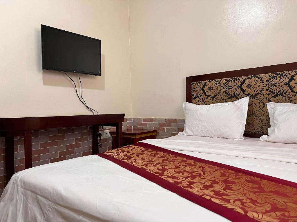 ROYAL HOTEL photo 1