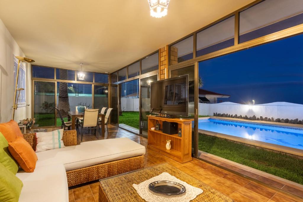 One & Only Sports and Relax Villa by Eden Rentals photo 1