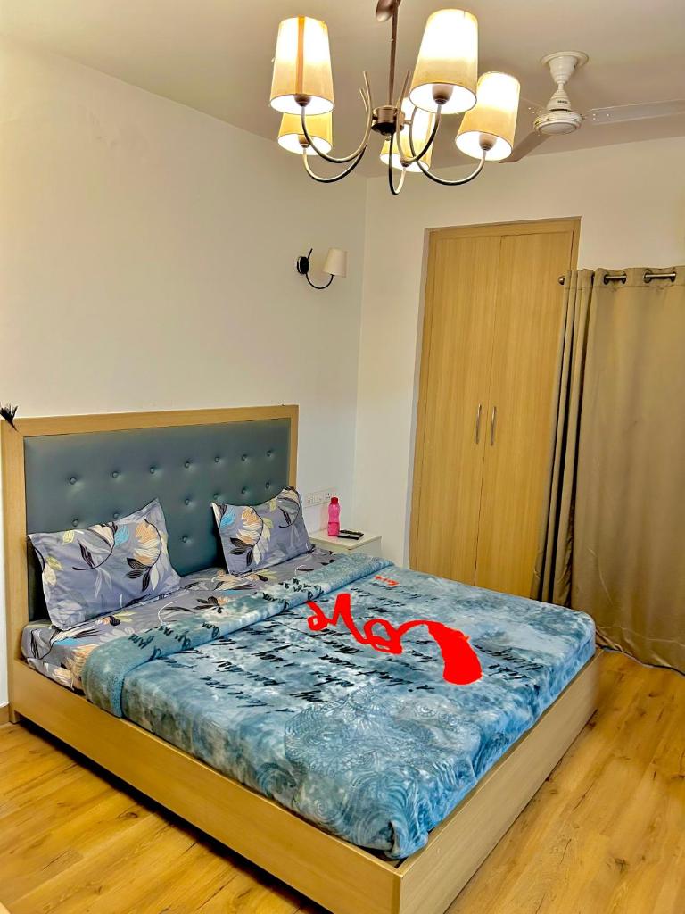 TEENA HOMES photo 1