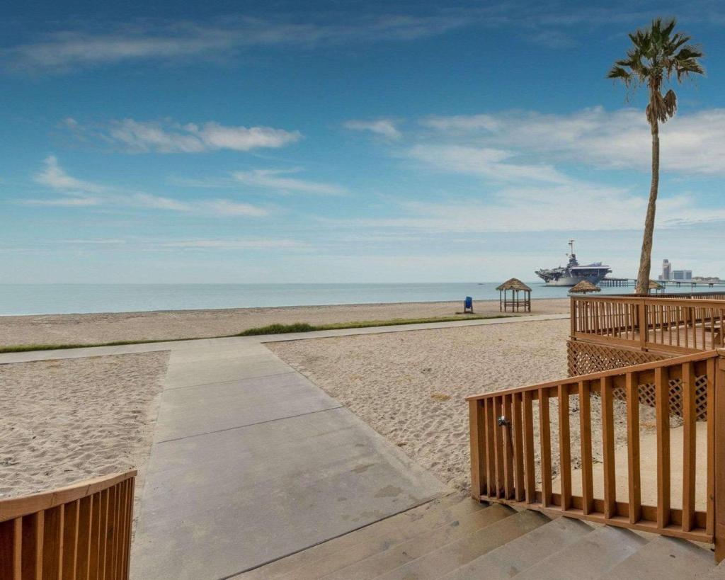 Quality Inn & Suites Corpus Christi photo 4