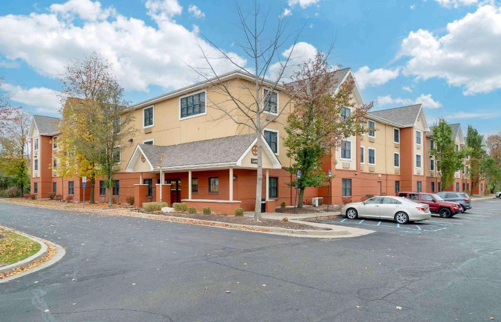 Extended Stay America Select Suites Detroit Novi Haggerty Rd image