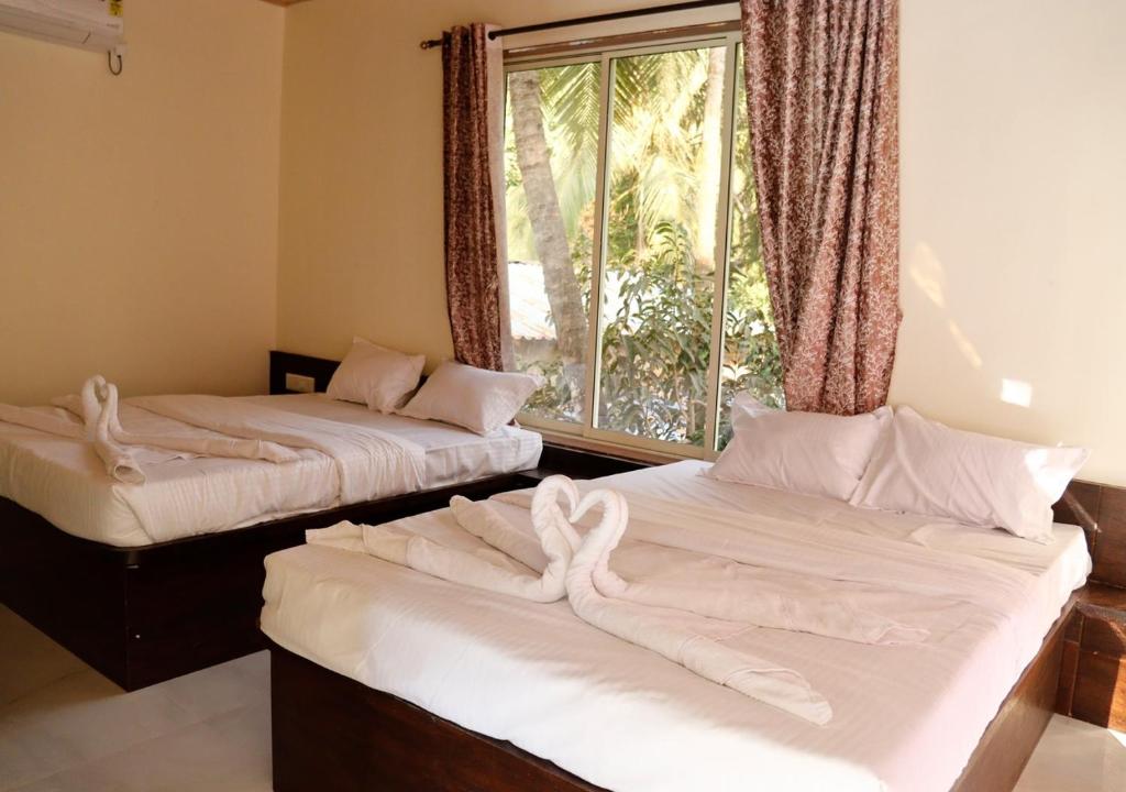 Royal Breeze Resort photo 2