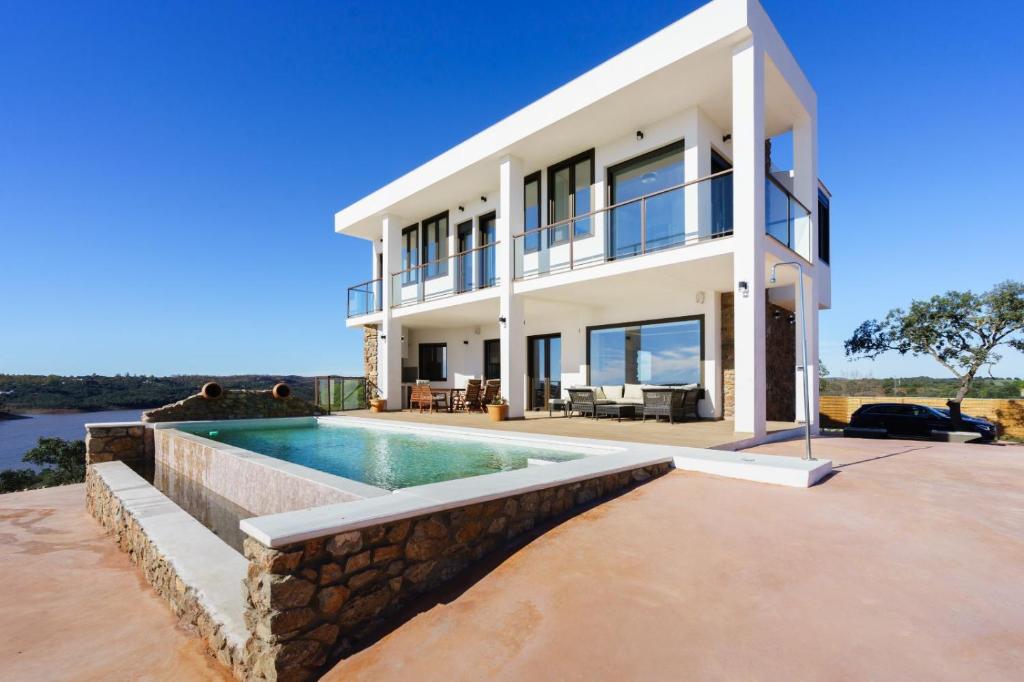 Casa del Lago - El Ronquillo