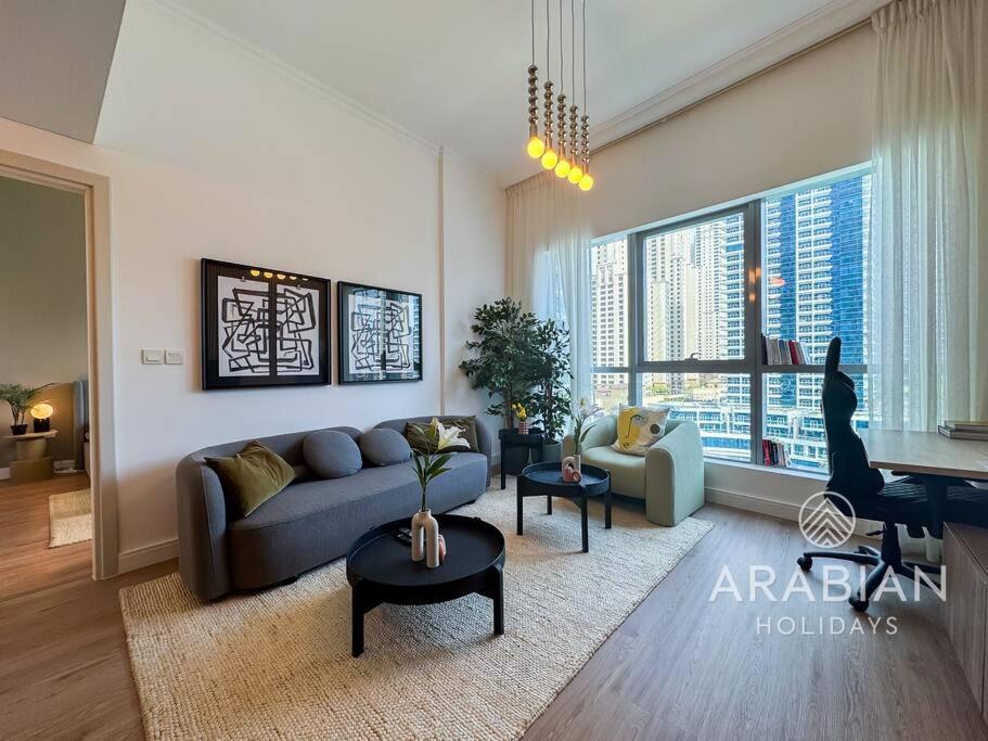 Exclusive Newly Renovated 1BR full Marina views