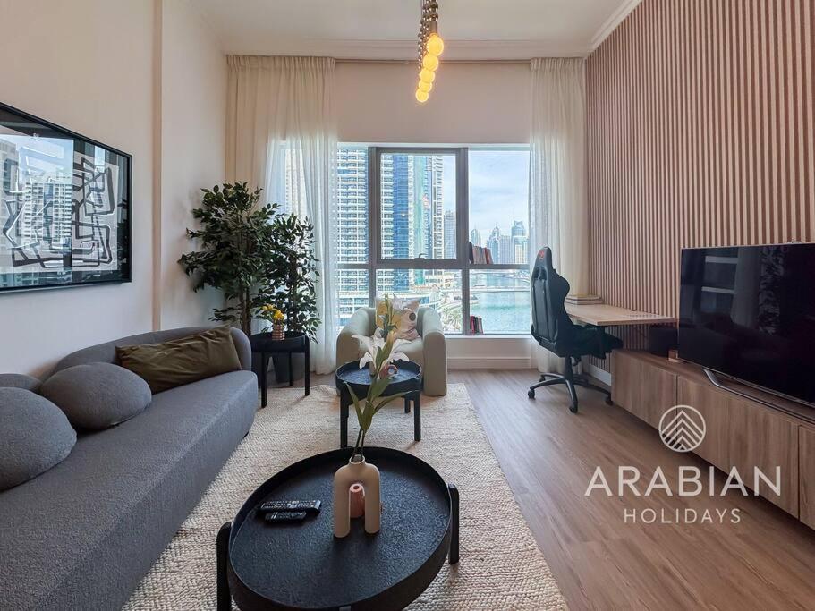 Exclusive Newly Renovated 1BR full Marina views photo 4
