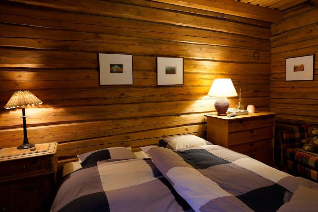 Lakeside Rustic Luxury photo 1