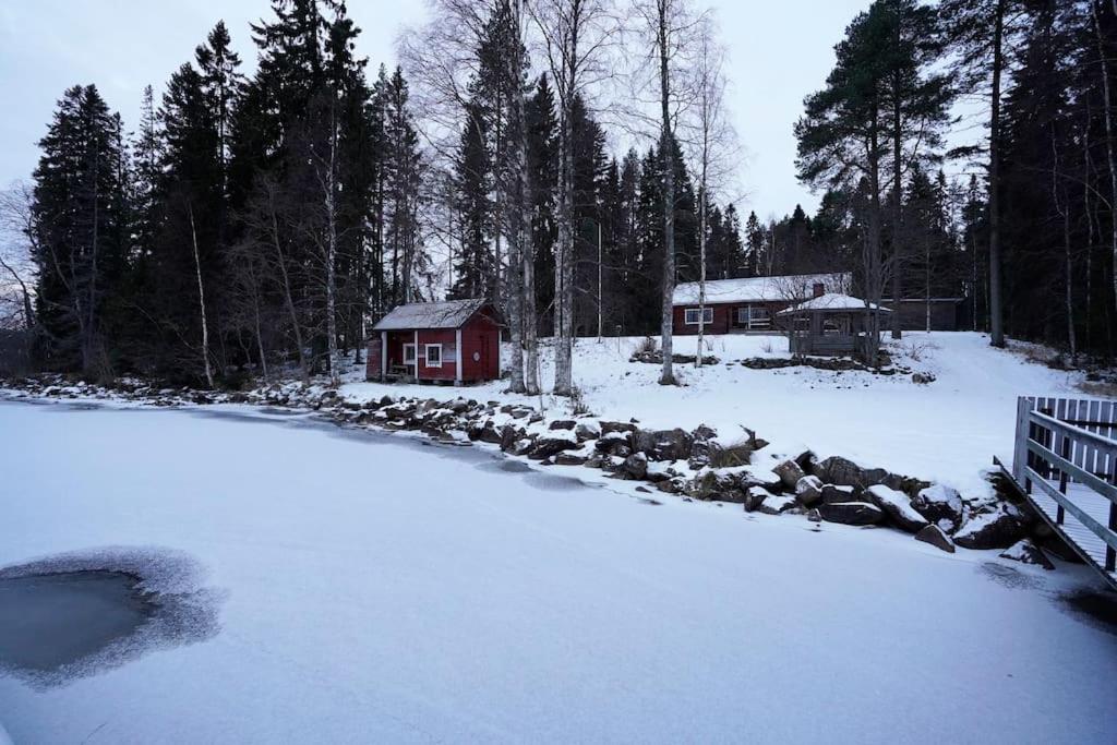 Lakeside Rustic Luxury photo 2