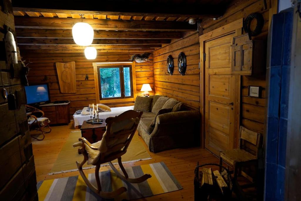 Lakeside Rustic Luxury photo 4