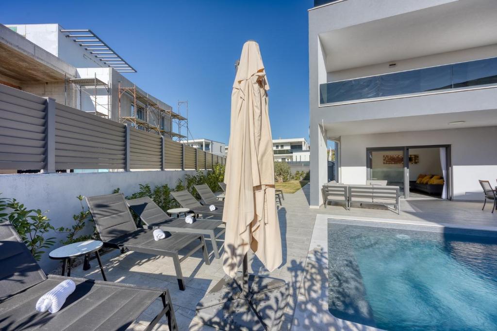 Villa Venus with pool and wellness photo 2