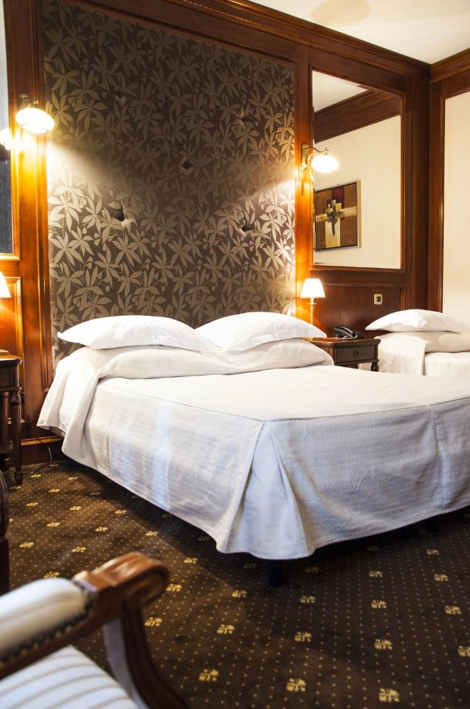 Трехместный (Трехместный номер), Hotel Select