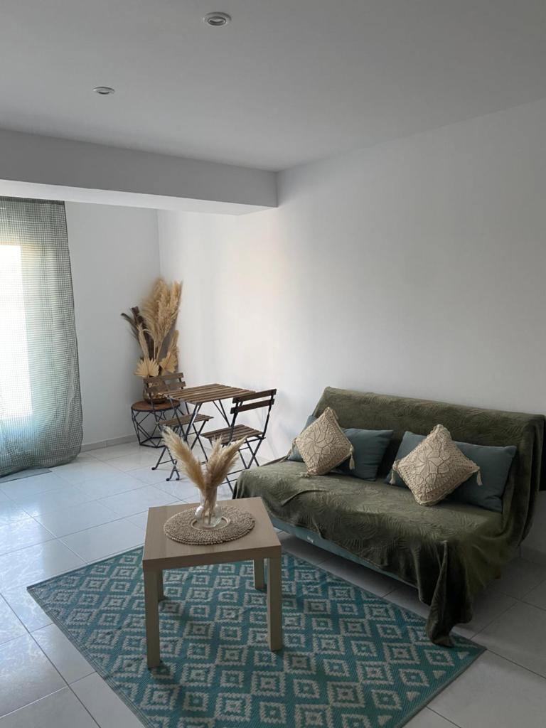 Studio quartier calme photo 4