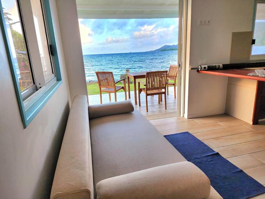 Studio bord de mer Fare Tahitea Pension photo 4