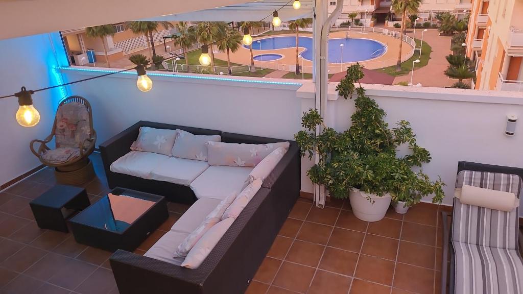 ATICO DE LUJO EN NOVA ALMENARA a 150 metros de Playa Casablanca Relax on the Beache photo 1