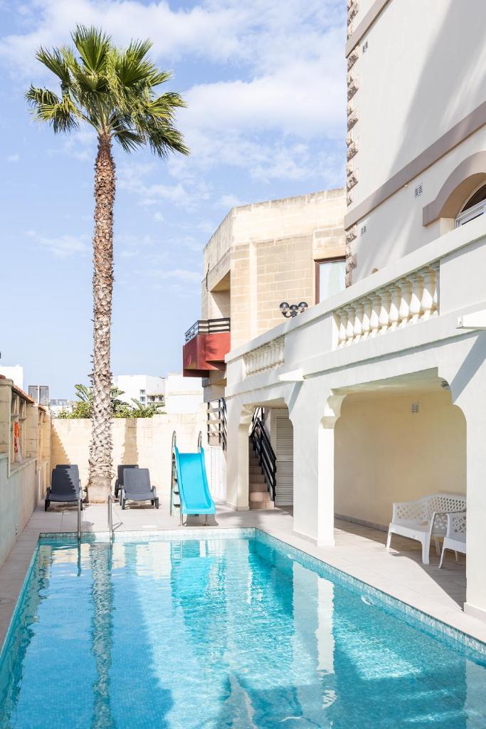 Villa in St Julian's with Private Pool photo 2