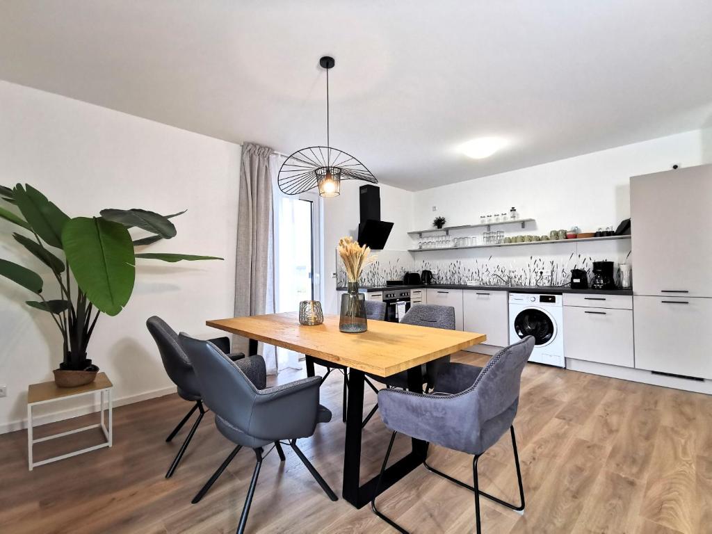BohnApartments Haus Zocheblick - 2 kostenlose Parkplätze - sehr ruhig - 4 Schlafzimmer - Neubau - Vollausstattung - WLAN photo 2