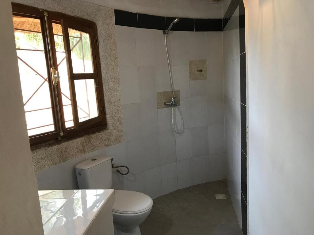 Les Filaos-Case Typique Sénégalaise photo 4
