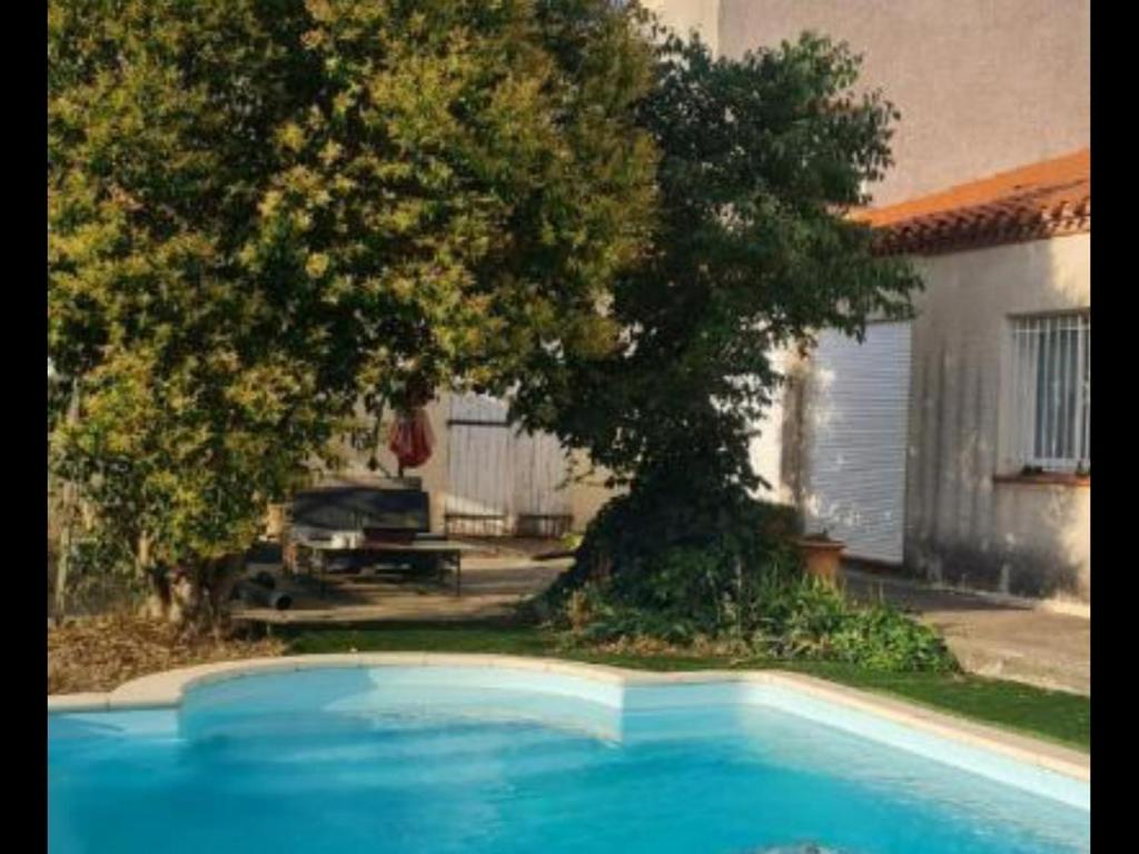 Chambre double avec piscine proche de Perpignan