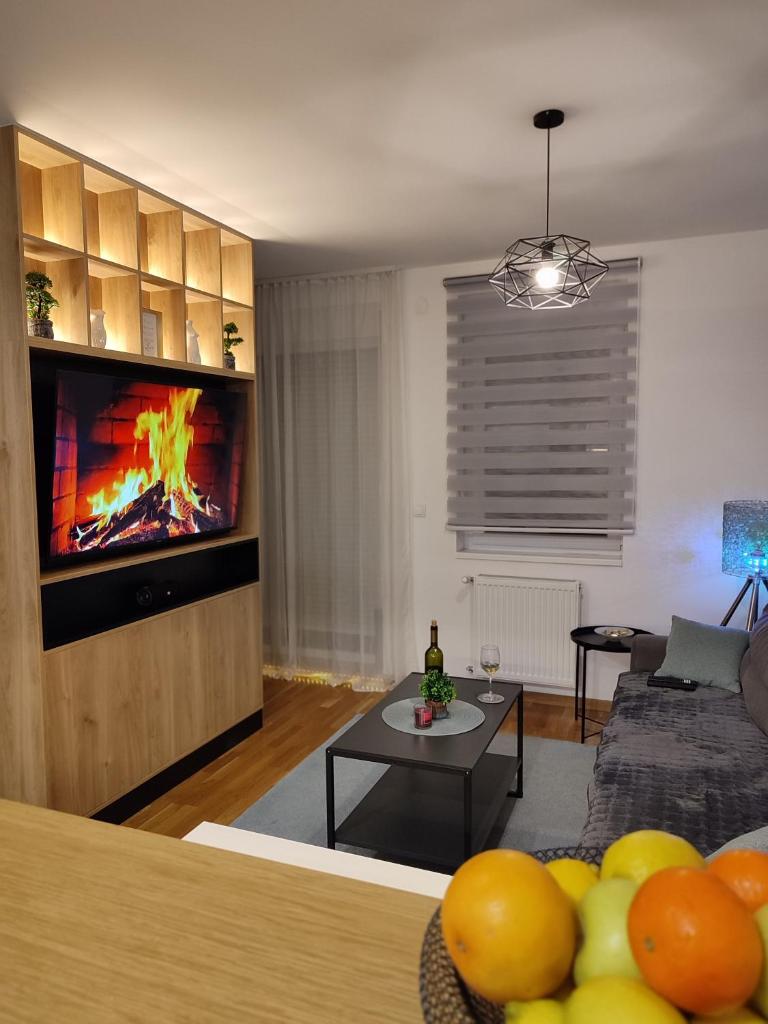 MoonZE apartman, free parking photo 2