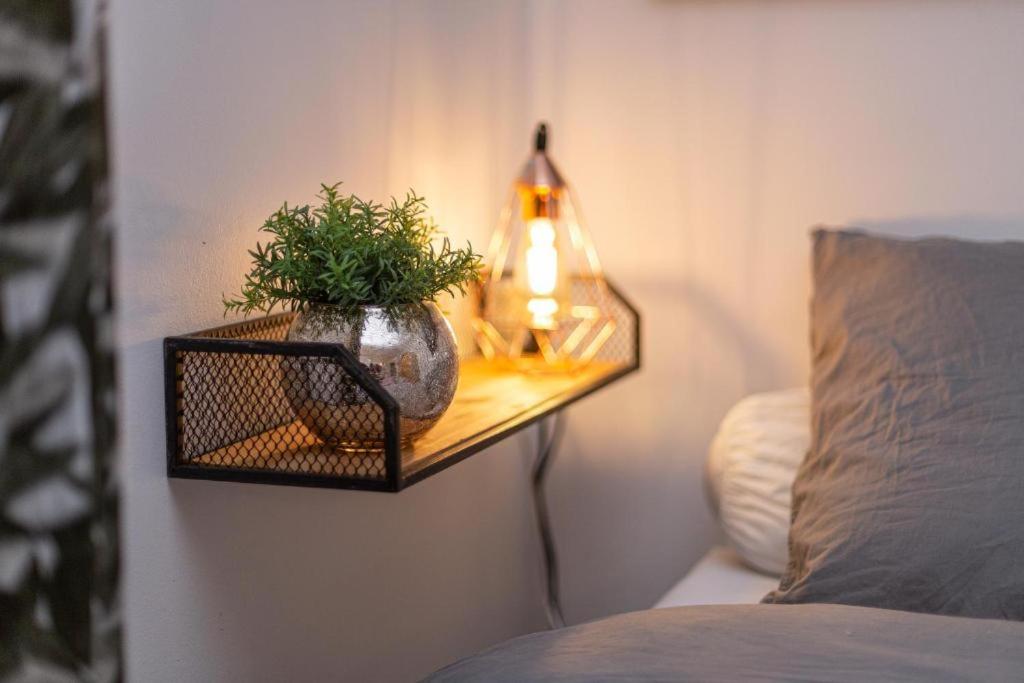 Élégance Parisienne : Confort & Connectivité avec Wifi & Netflix Inclus photo 2