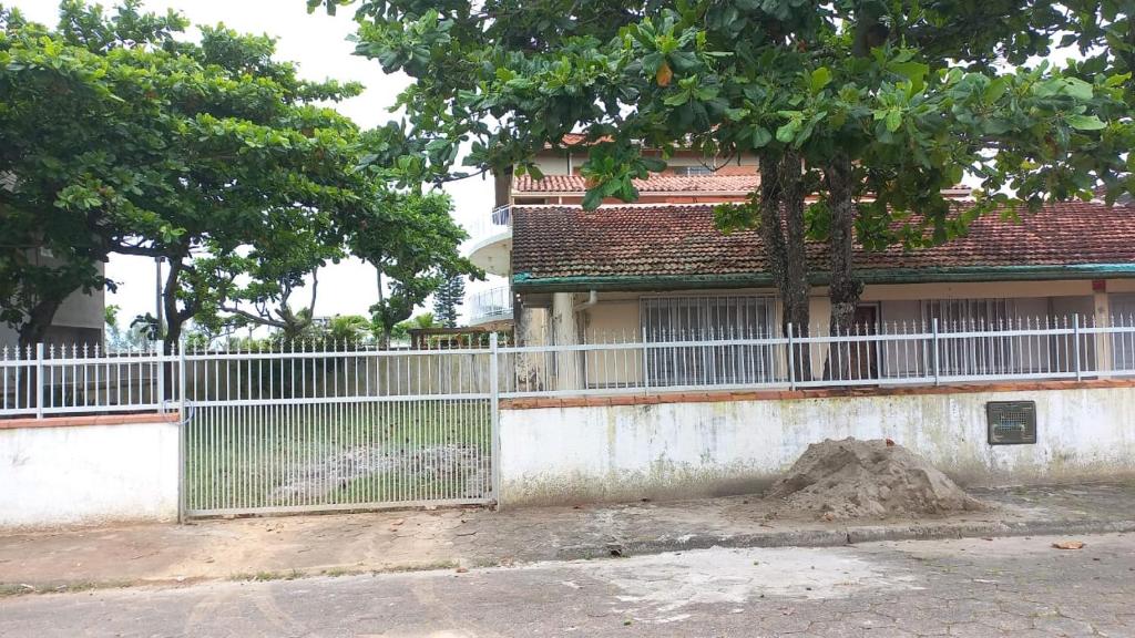 Casa Barra Velha, 3 quartos, 3 banheiros, até 8 pessoas